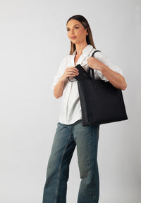 Evelyn Genuine Leather Handbag (Black)