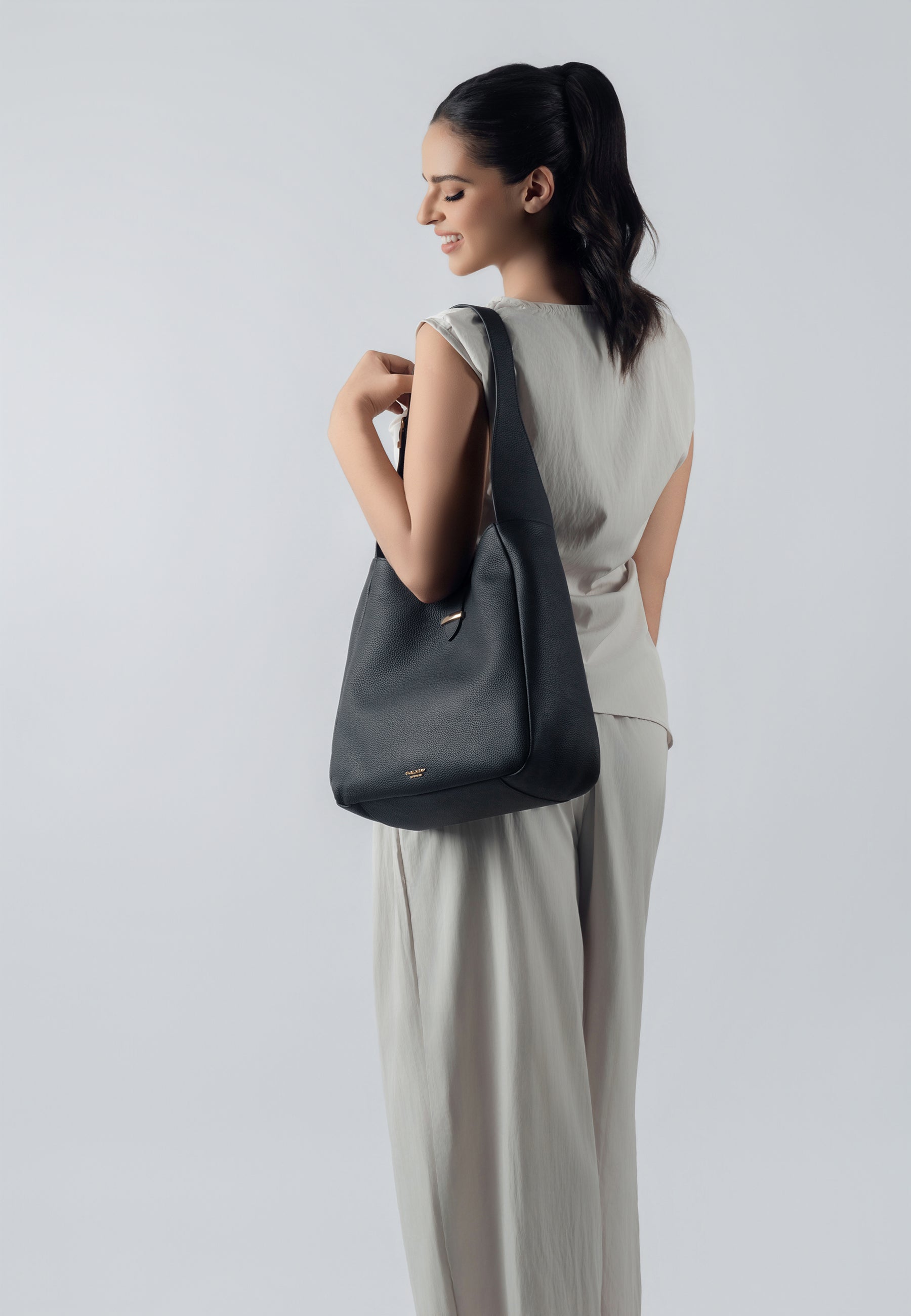 Ellie Genuine Leather Handbag (Black)