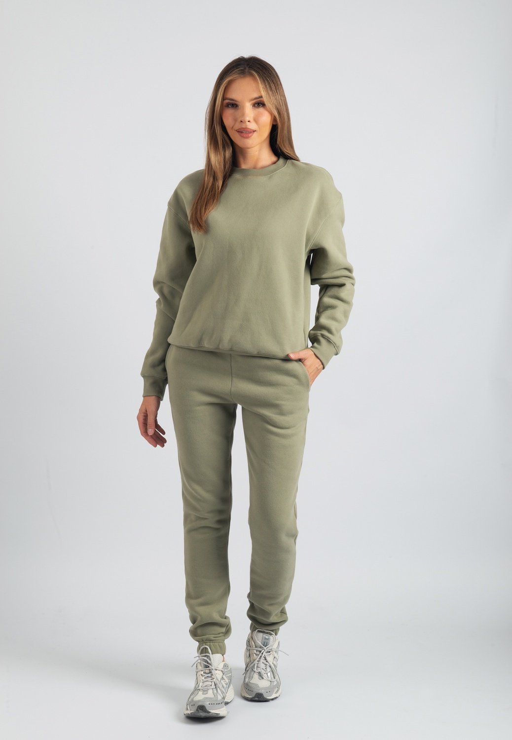 Harper Branded Sweatshirt (Olive)