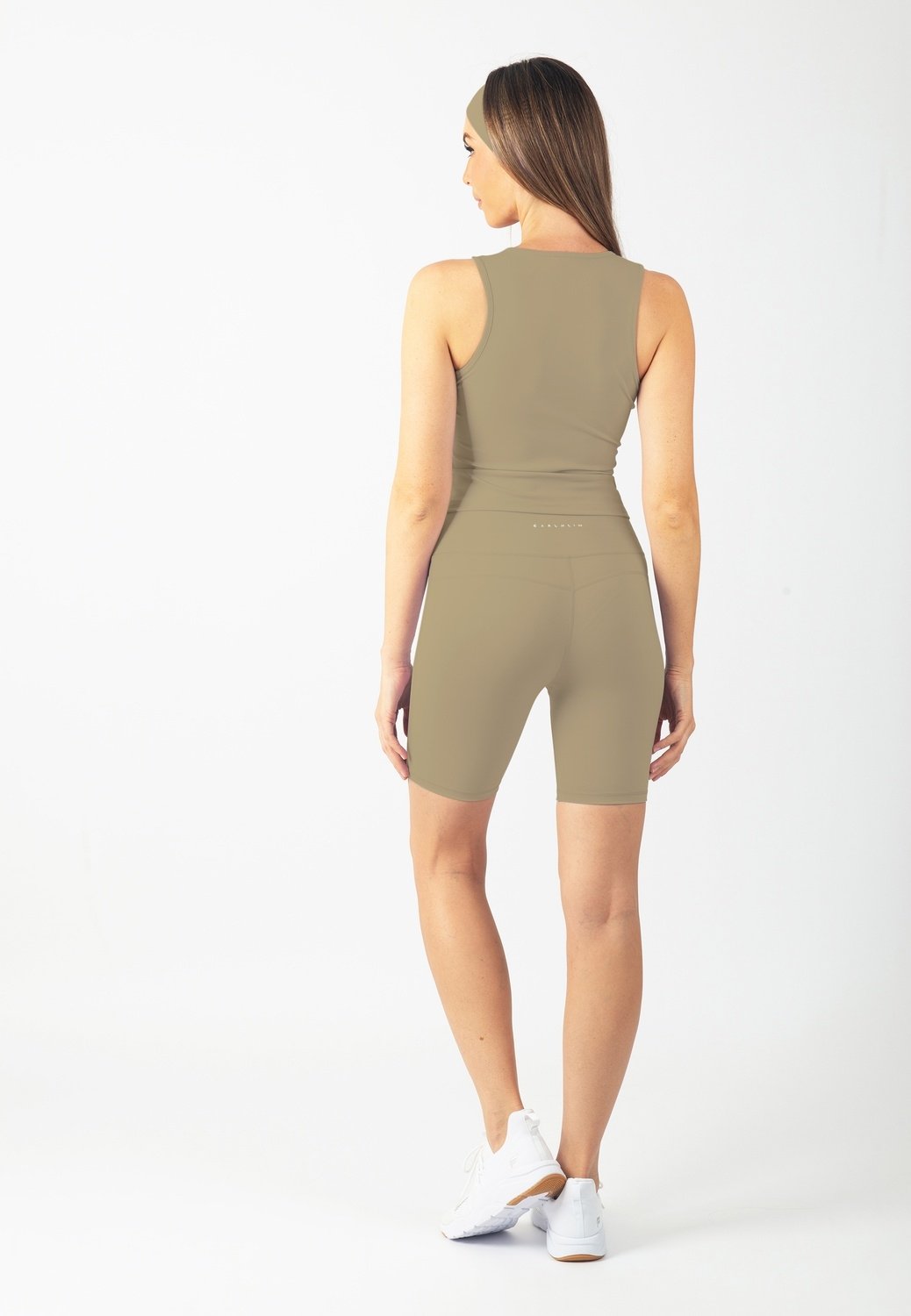 Serenita Shorts 8" (Tan)